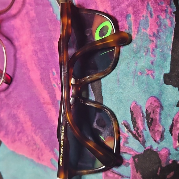 DIANE von FURSTENBURG FRAMES - Picture 4 of 12